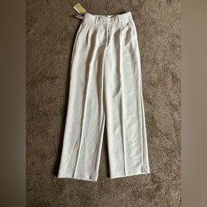 Aritzia Effortless Pants